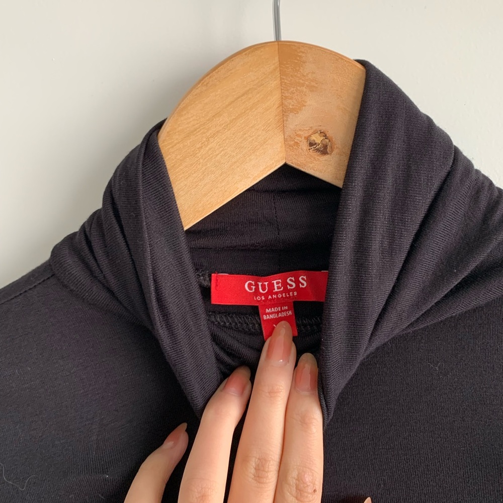New w/o tags! GUESS black turtleneck